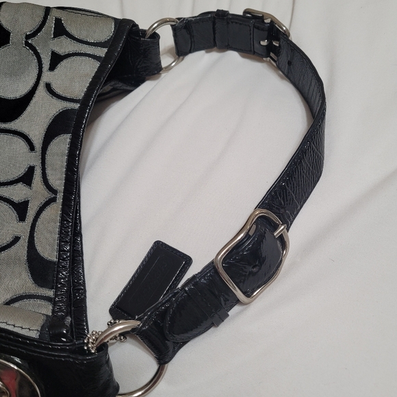 COACH PEYTON SIGNATURE LUREX HOBO BAG BLACK/SILVER - Picture 7 of 12